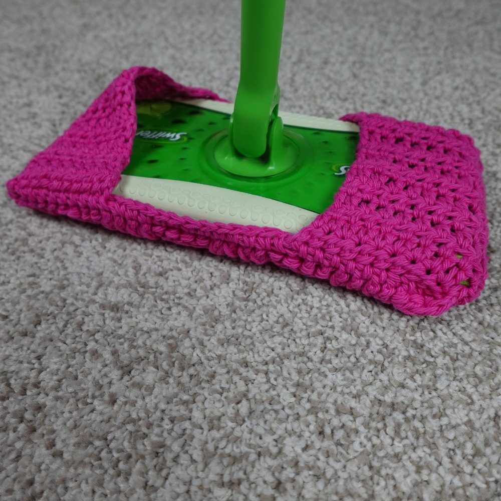 Handmade Pink Crochet Reusable Mop Cover for Swiffer Sweeper Basketweave Pad - Picture 2 of 5
